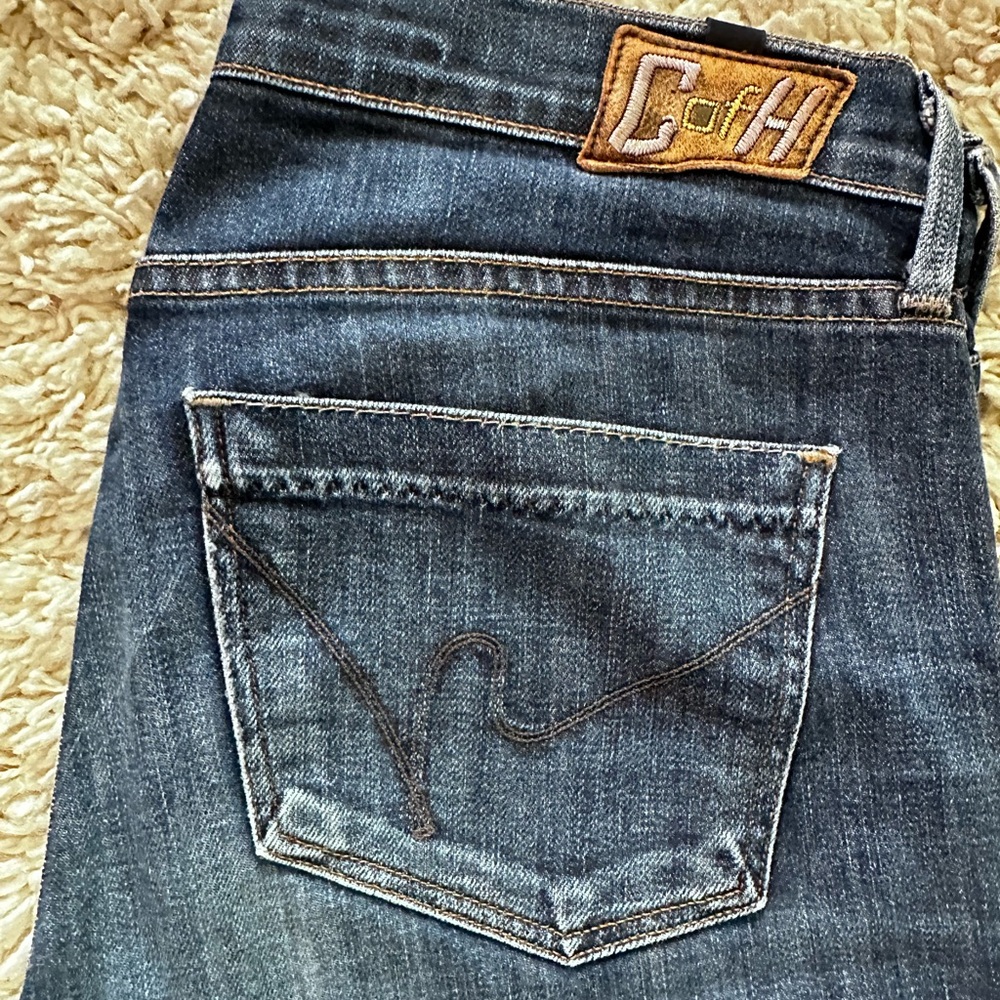 Women’s Blue Jeans